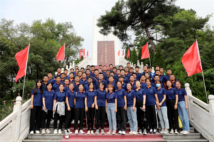 EK1A1337.jpg EK1A1337.jpg