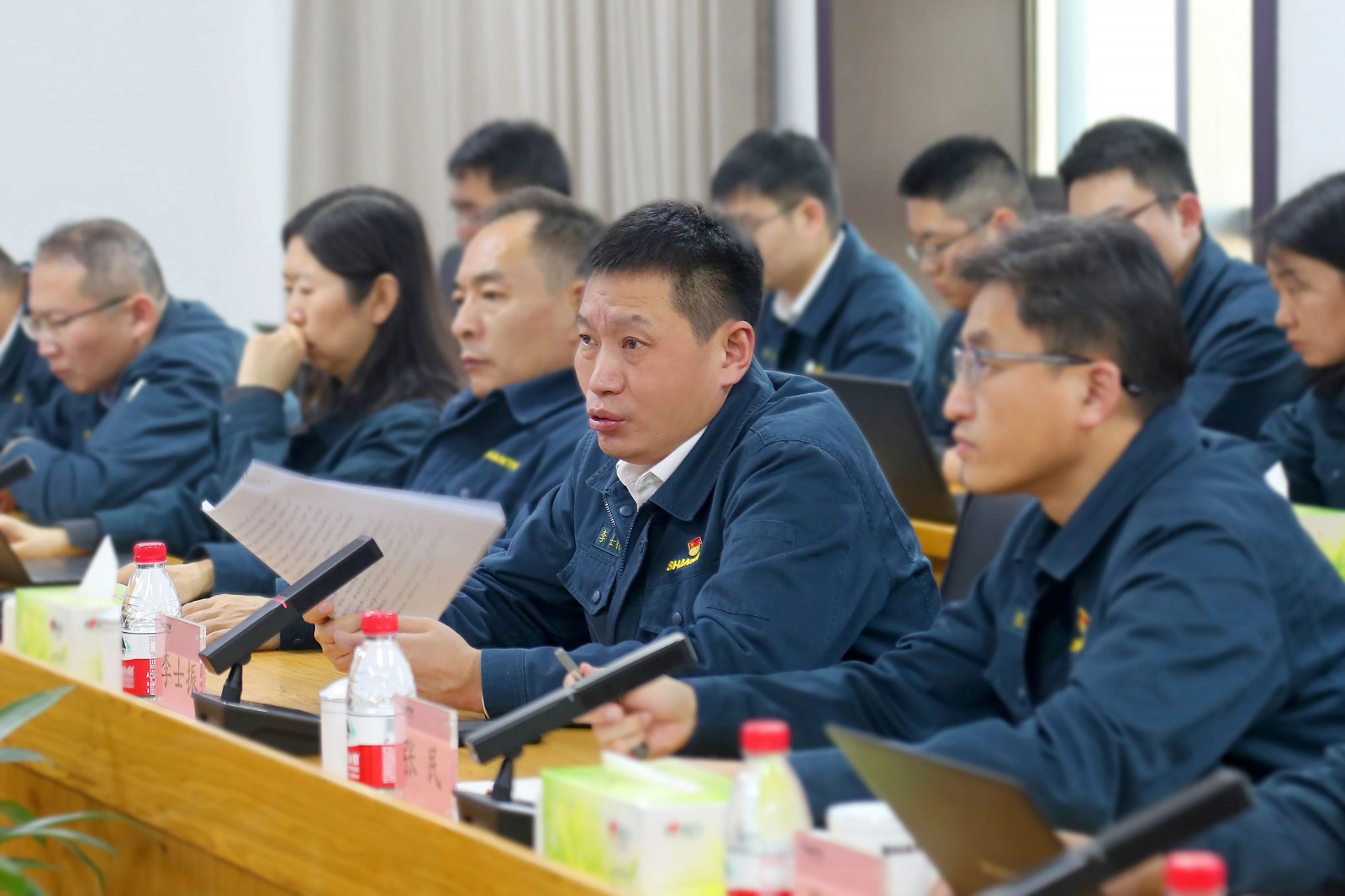 山推召開黨政聯(lián)席擴(kuò)大會議